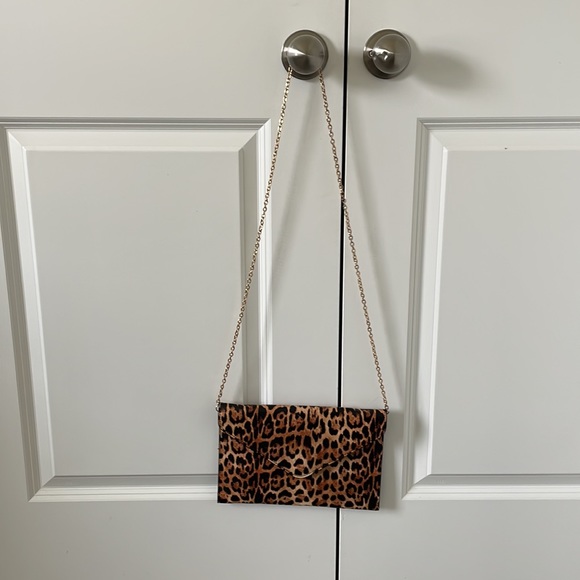 Cheetah envelope clutch with gold strap - Picture 2 of 3